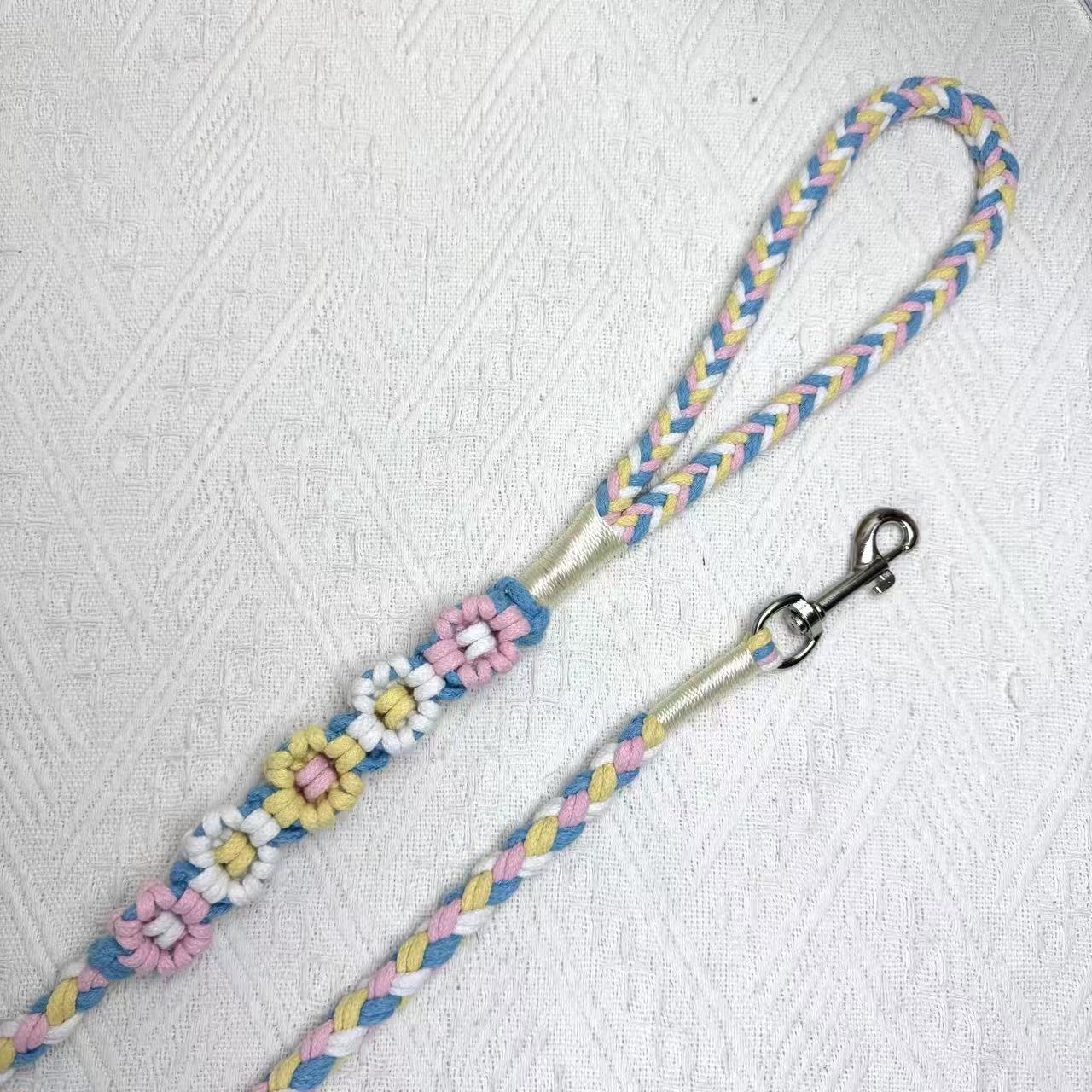 The soft handle and the clip of the five flowers series handmade blue pink dog leash.