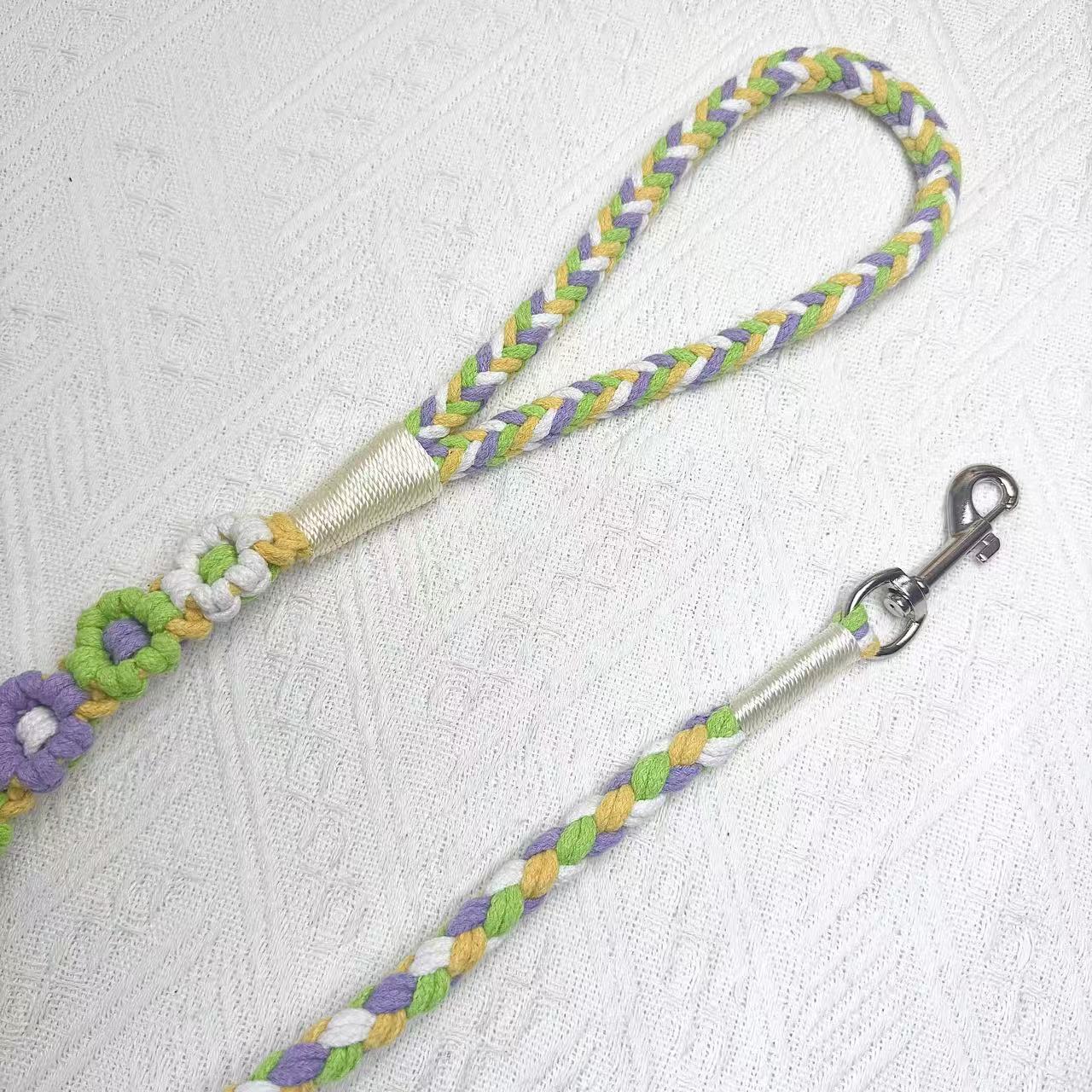 The soft handle and the clip of the five flowers series handmade green yellow dog leash.
